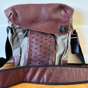 Medium Brand Cross Body Should Bag Men’s